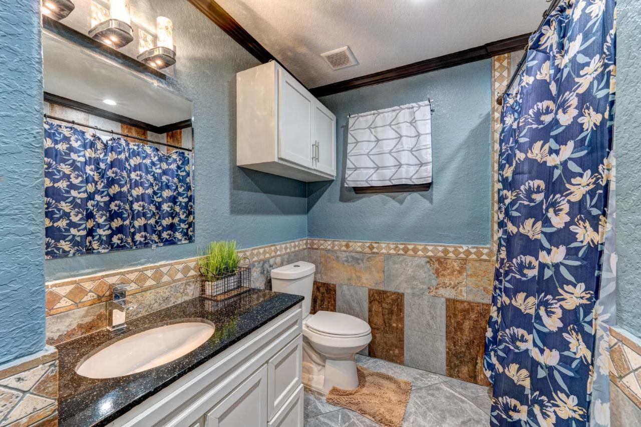 Private Hot Tub3Bd2Ba 2 Miles To Sa River Walk San Antonio Eksteriør bilde