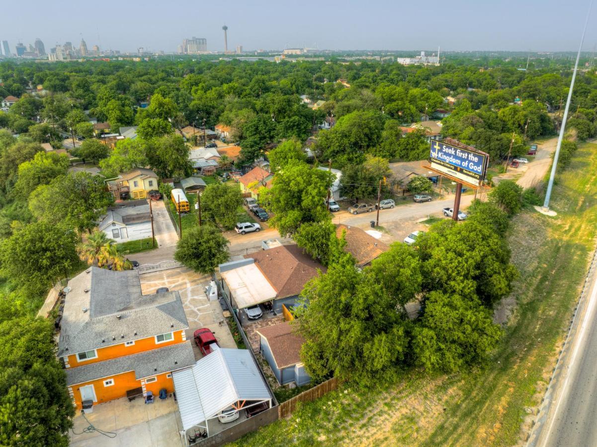 Private Hot Tub3Bd2Ba 2 Miles To Sa River Walk San Antonio Eksteriør bilde
