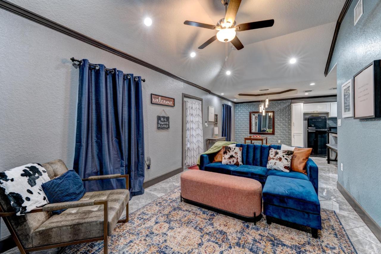 Private Hot Tub3Bd2Ba 2 Miles To Sa River Walk San Antonio Eksteriør bilde