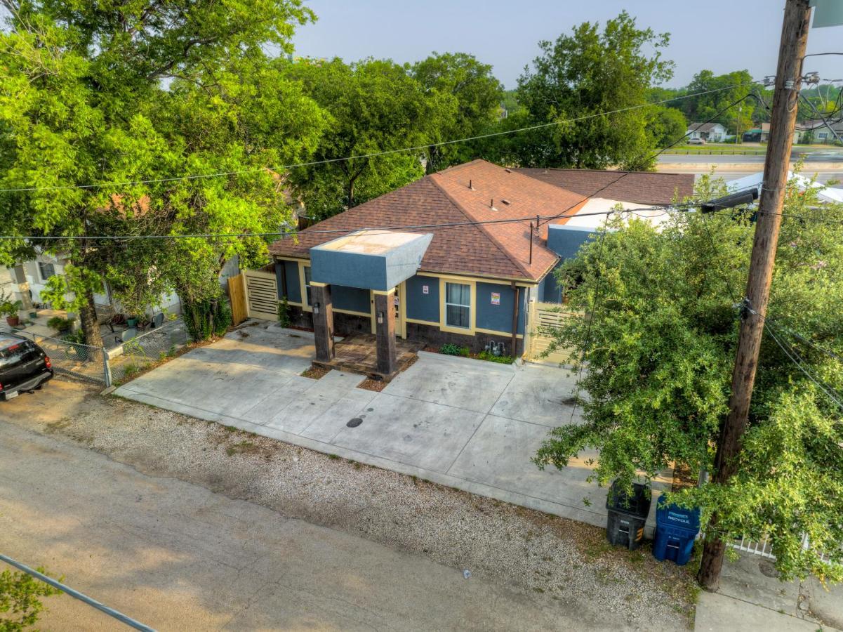 Private Hot Tub3Bd2Ba 2 Miles To Sa River Walk San Antonio Eksteriør bilde